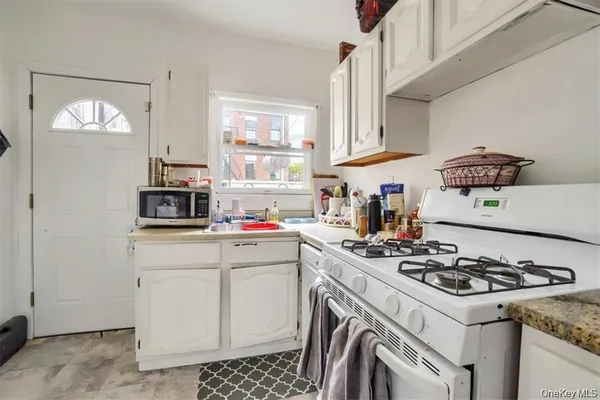 $2,800 | 78 Burd Street, Nyack, NY 10960