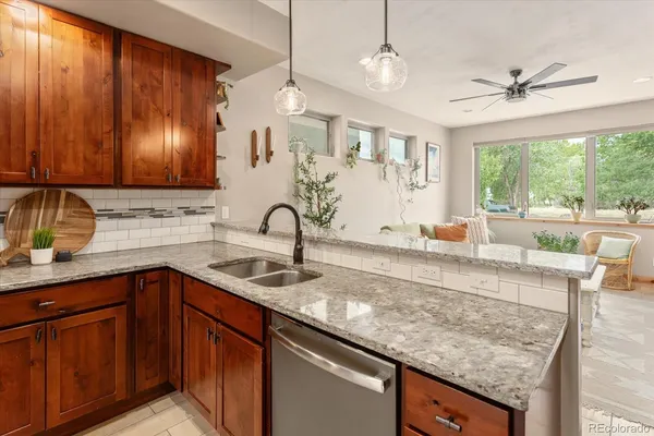$750,000 | 463 California Street, Buena Vista, CO 81211