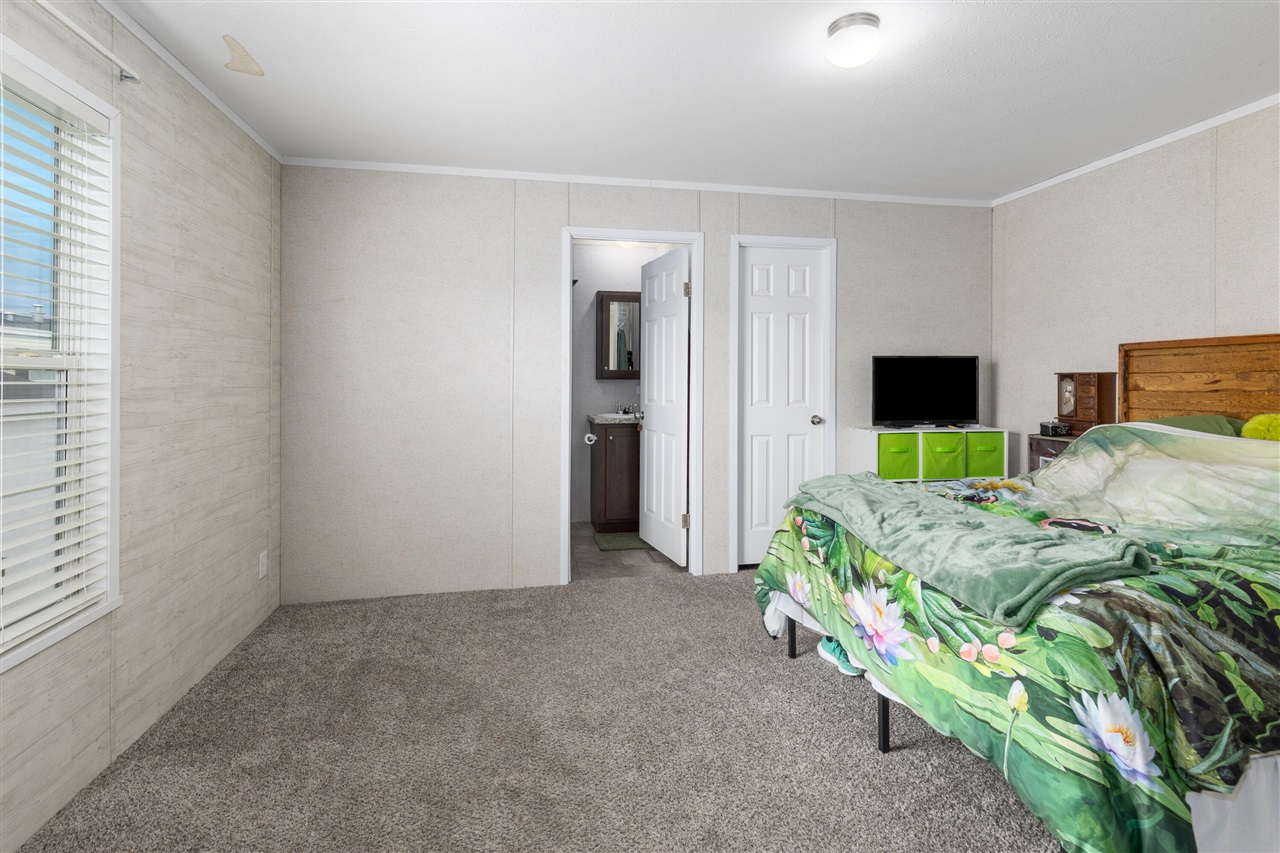 360 East Tuttle Road, Unit 121 Ionia, MI 48846 - Photo 12 of 20