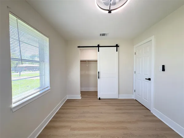 $199,900 | 413 La Bradford Drive, Bay City, TX 77414