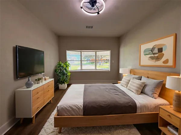 $199,900 | 413 La Bradford Drive, Bay City, TX 77414