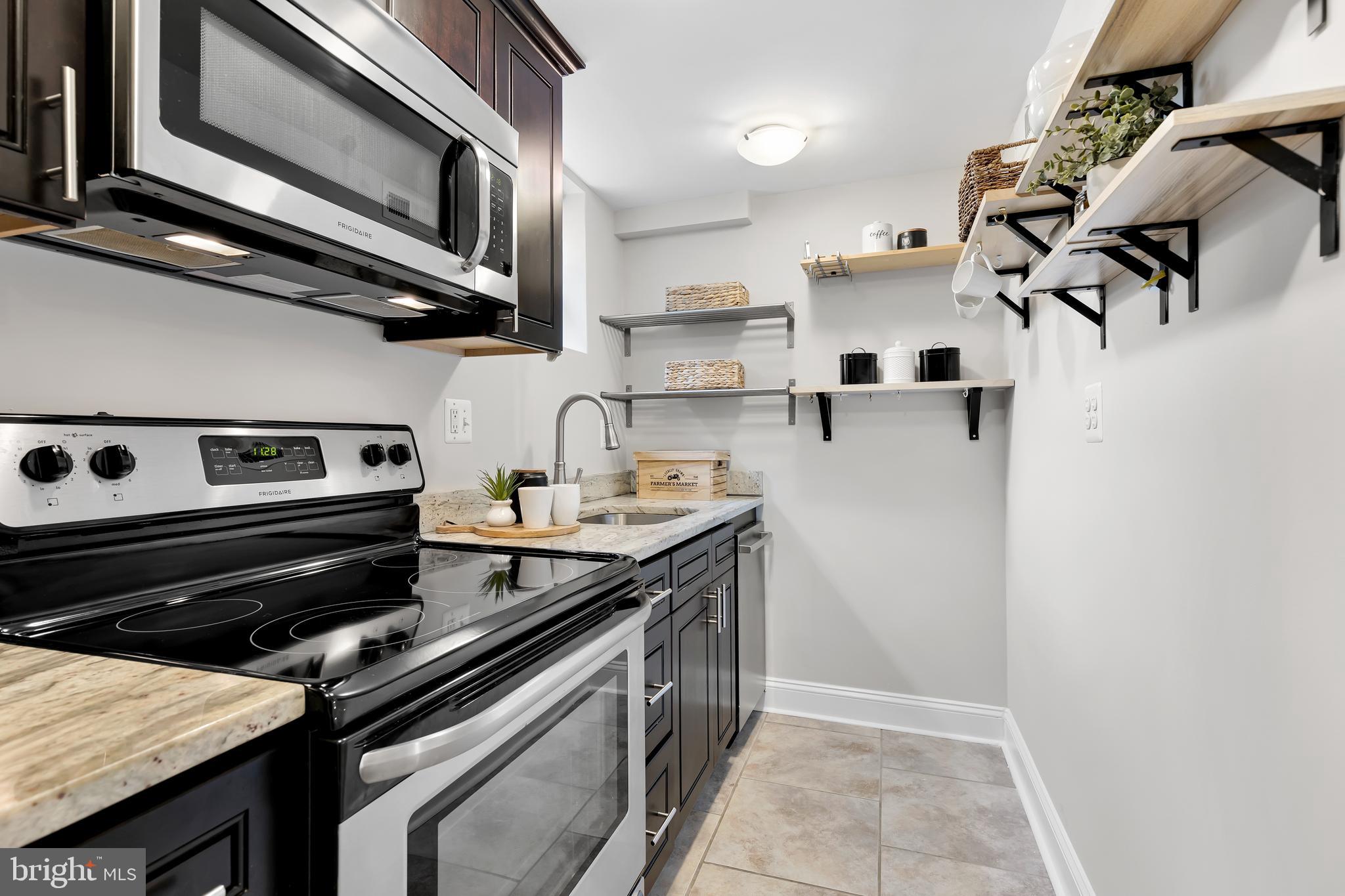 641 Lexington Place Northeast Washington, DC 20002 - Photo 27 of 44