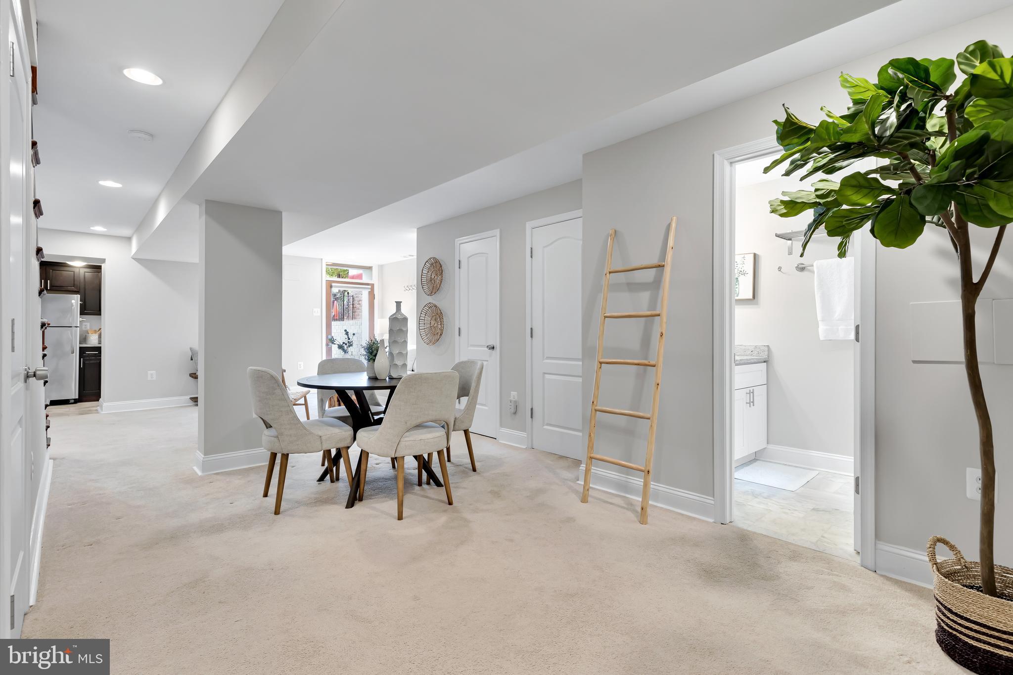 641 Lexington Place Northeast Washington, DC 20002 - Photo 33 of 44