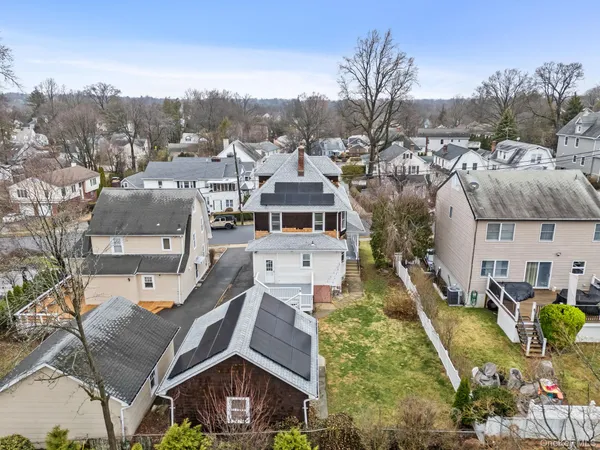 a picture of houses with outdoor space