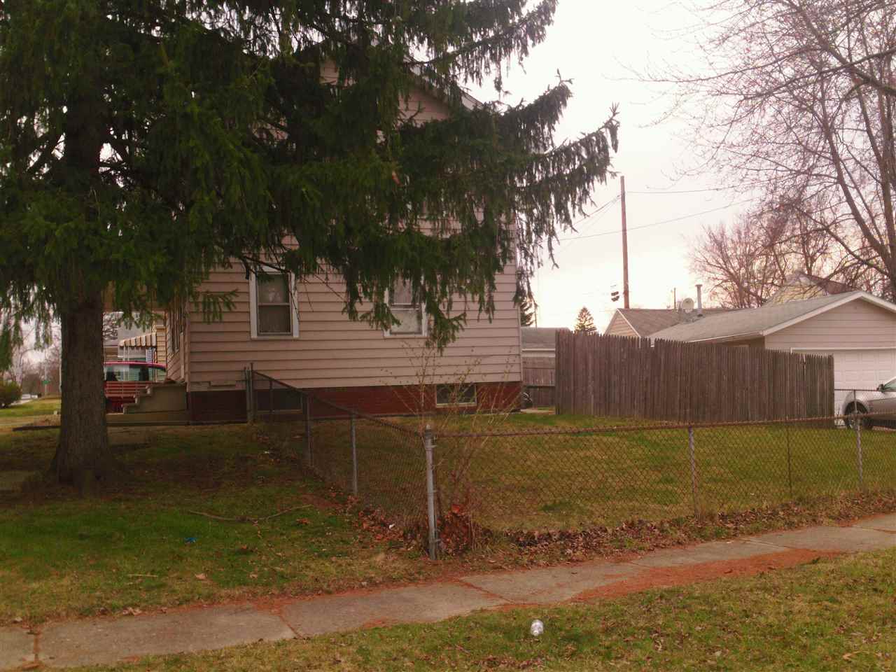 1410 Spring Street Fort Wayne, IN 46808 - Photo 4 of 25