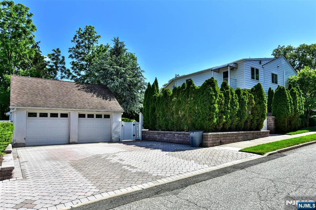 24 Maple Avenue, Unit 2 Waldwick, NJ 07463 - Photo 27 of 28