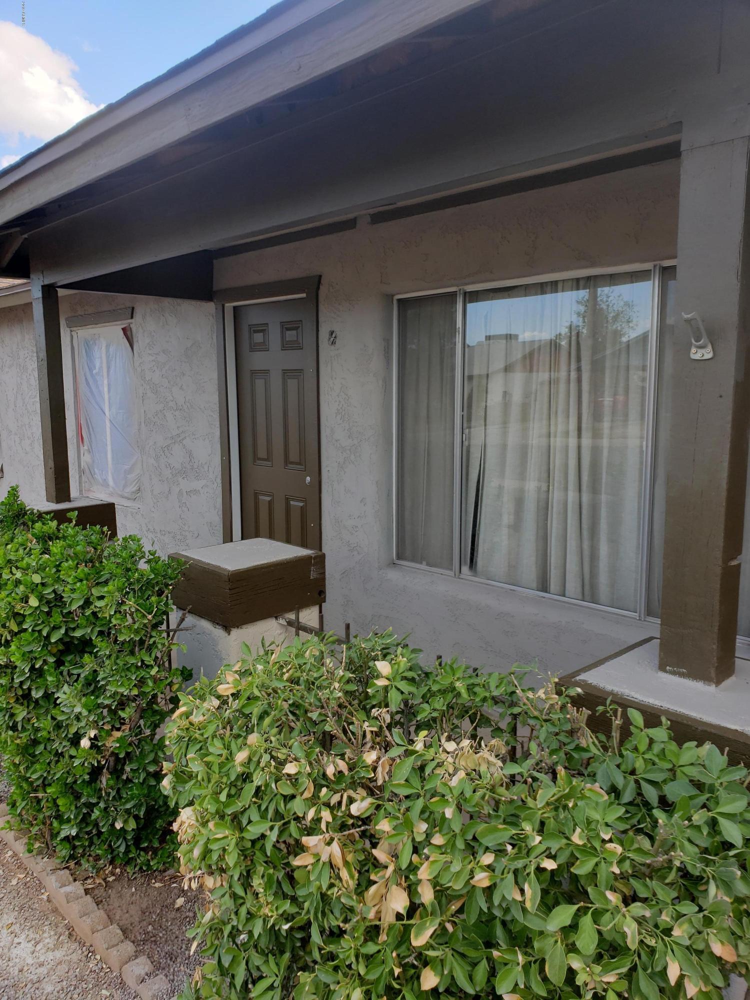 4519 East Pecan Road Phoenix, AZ 85040 - Photo 6 of 23 Front 4