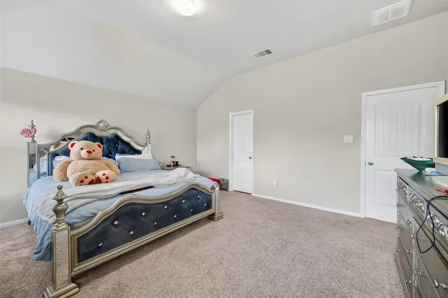 $2,400 | 8007 Carillon Way, Rosharon, TX 77583