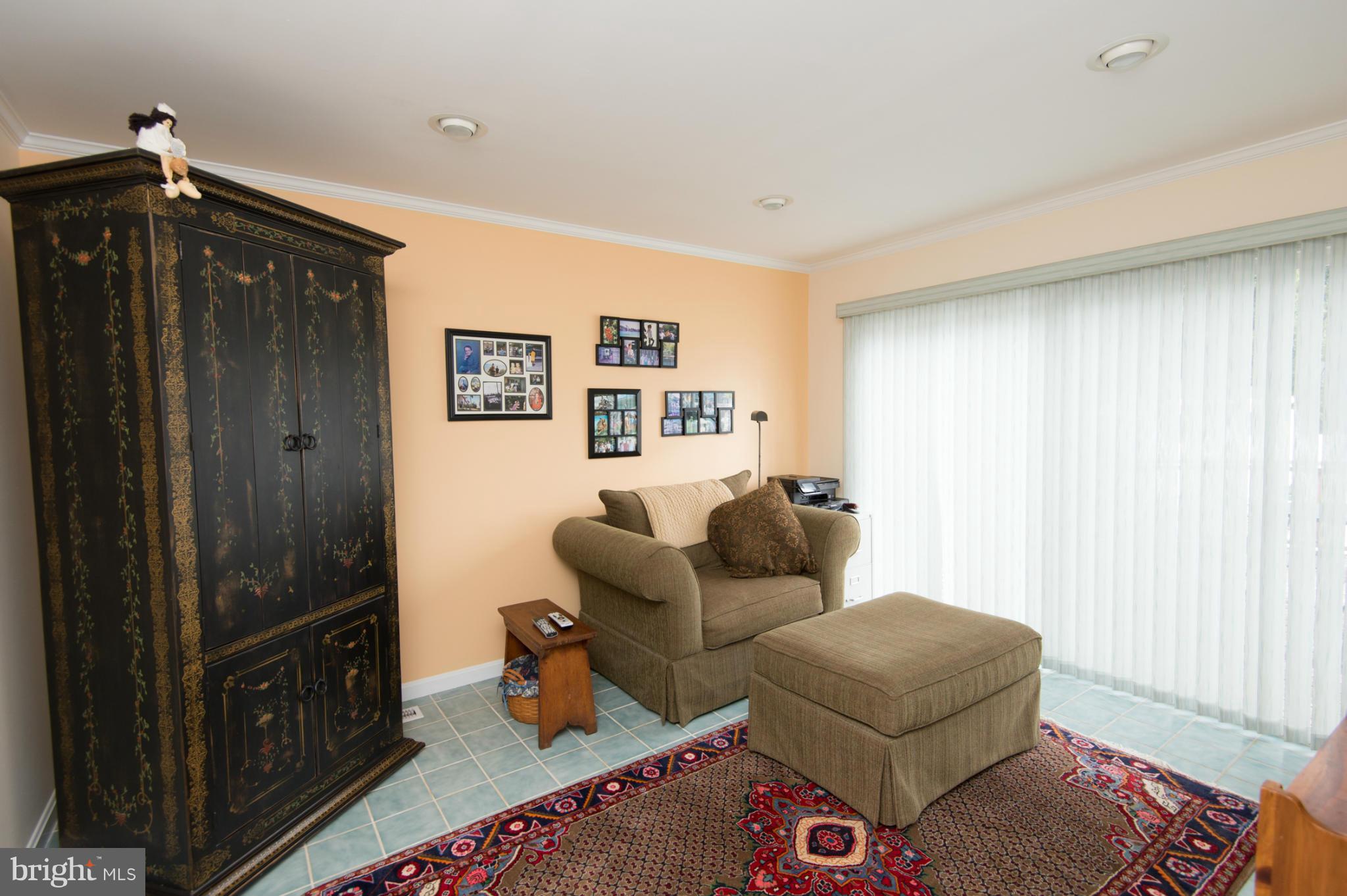 5012 Rippling Road Cambridge, MD 21613 - Photo 19 of 29 Family Room