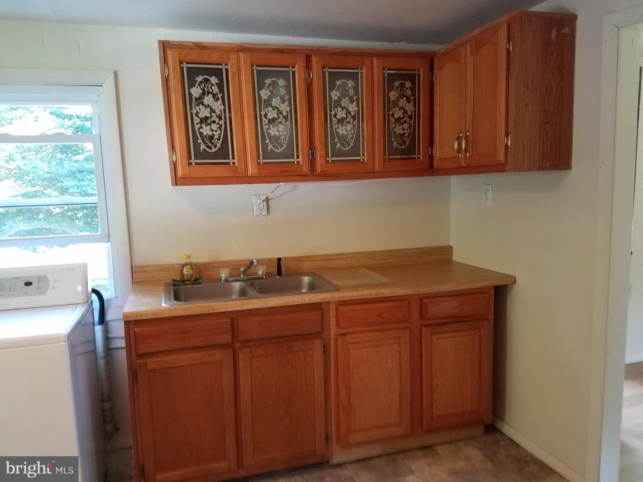4449 Mountville Road Frederick, MD 21703 - Photo 7 of 29 Double sink