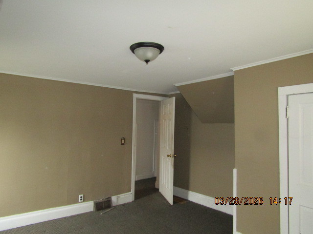 2334 18th Avenue Moline, IL 61265 - Photo 15 of 49 an empty room with a empty space