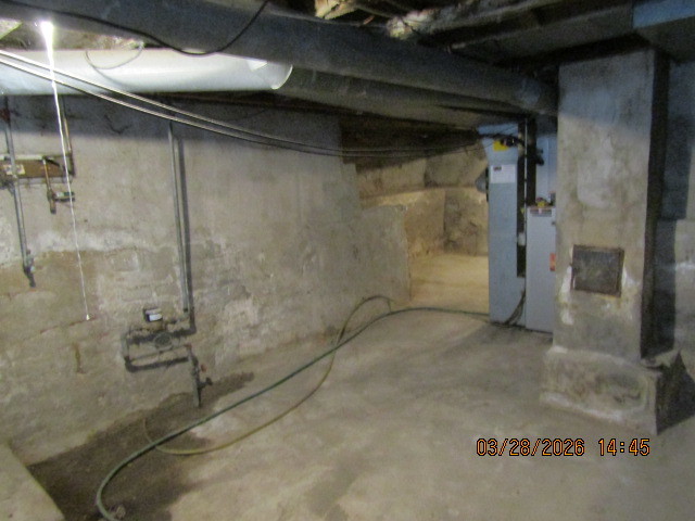 2334 18th Avenue Moline, IL 61265 - Photo 30 of 49 a bathroom with a shower
