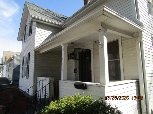 2334 18th Avenue Moline, IL 61265 - Photo 44 of 49 a front view of a house with a garden