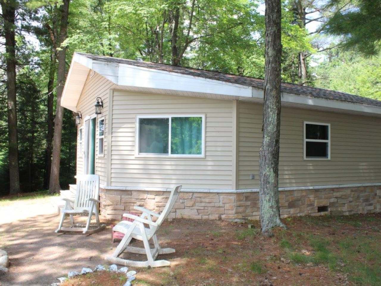5053 Illinois Road Eagle River, WI 54521 - Photo 33 of 39 Gallery Image 33