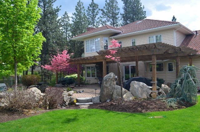 225 West Viewmont Road Spokane, WA 99224 - Photo 2 of 19