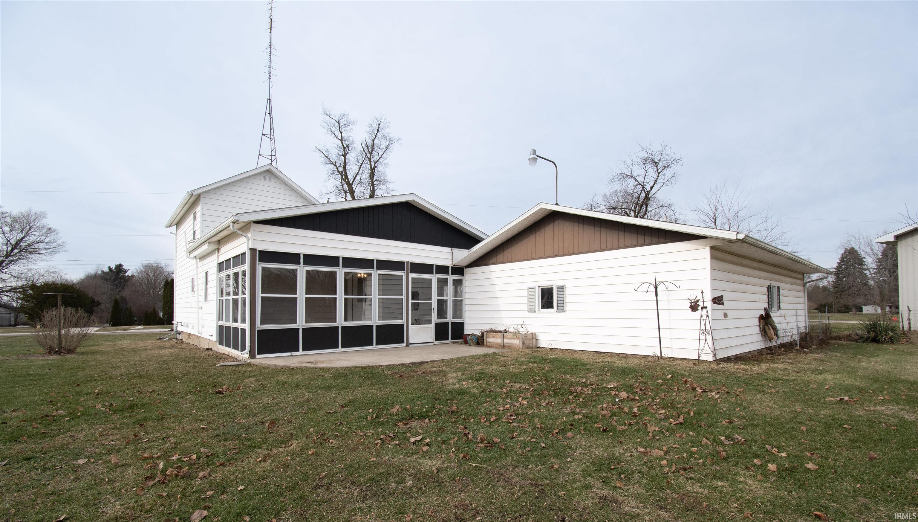 915 Hawpatch Street Lagrange, IN 46761 - Photo 1 of 35 Gallery Image 1