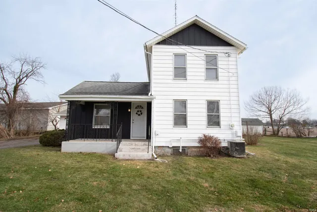 $199,900 | 915 Hawpatch Street, Lagrange, IN 46761