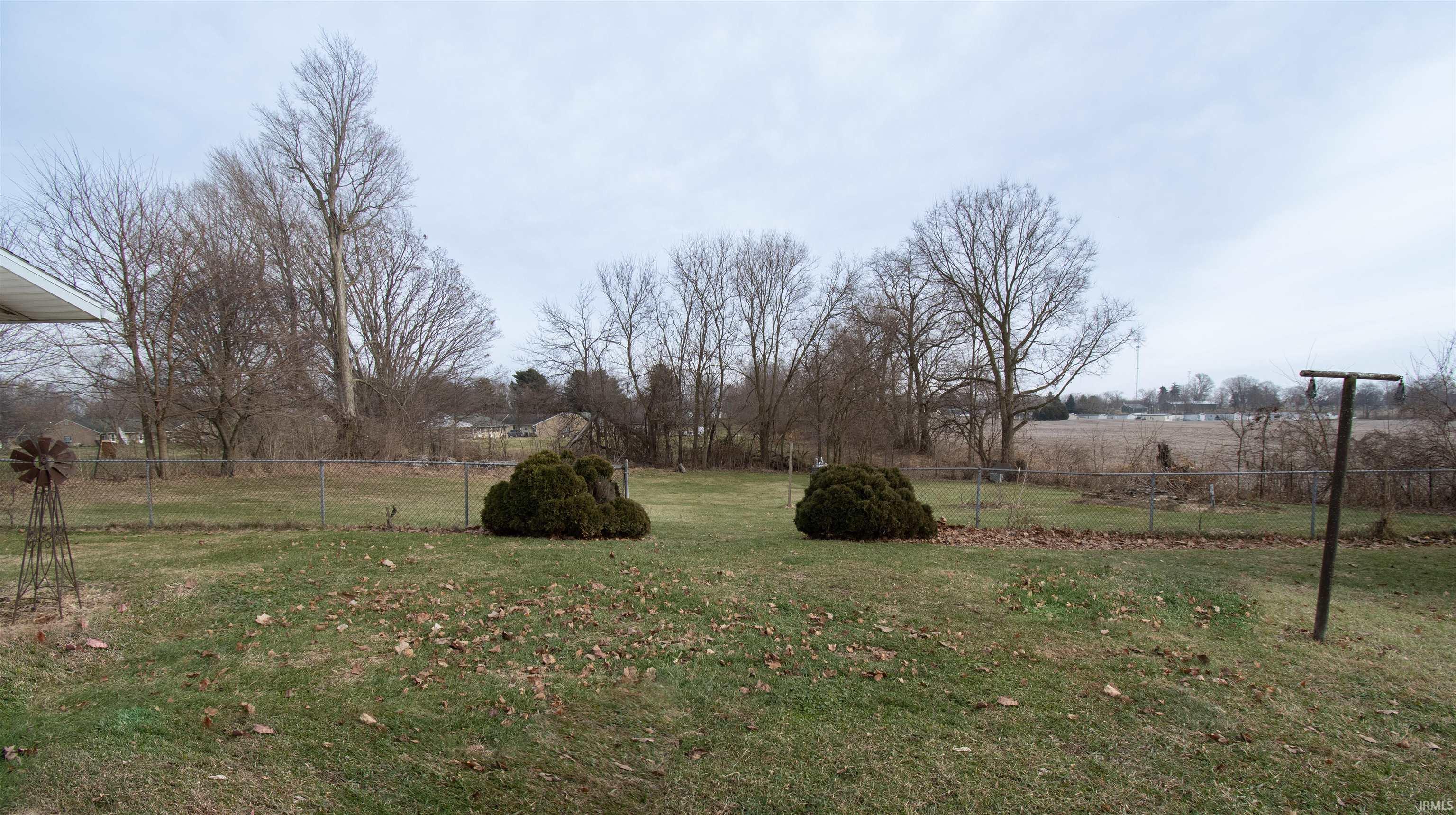 915 Hawpatch Street Lagrange, IN 46761 - Photo 3 of 35 Gallery Image 3