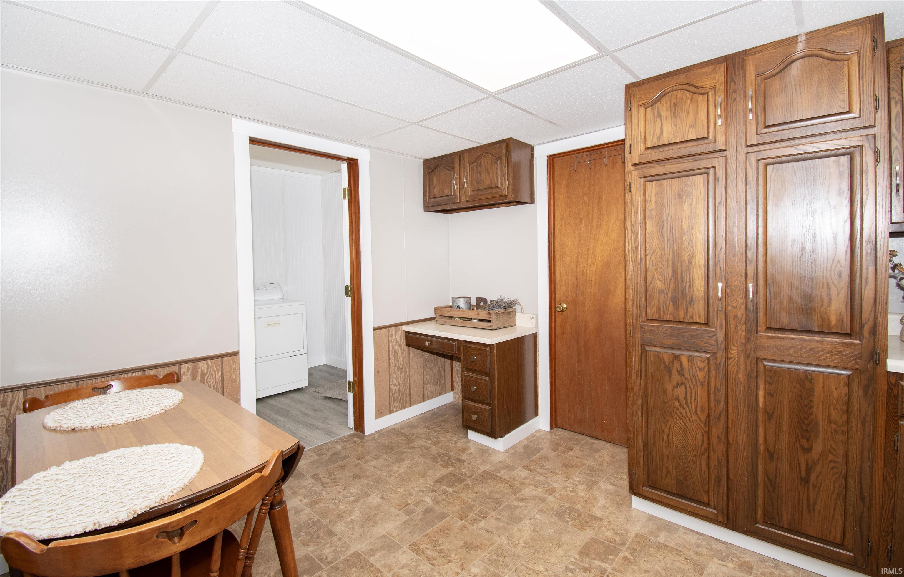 915 Hawpatch Street Lagrange, IN 46761 - Photo 31 of 35 Gallery Image 31