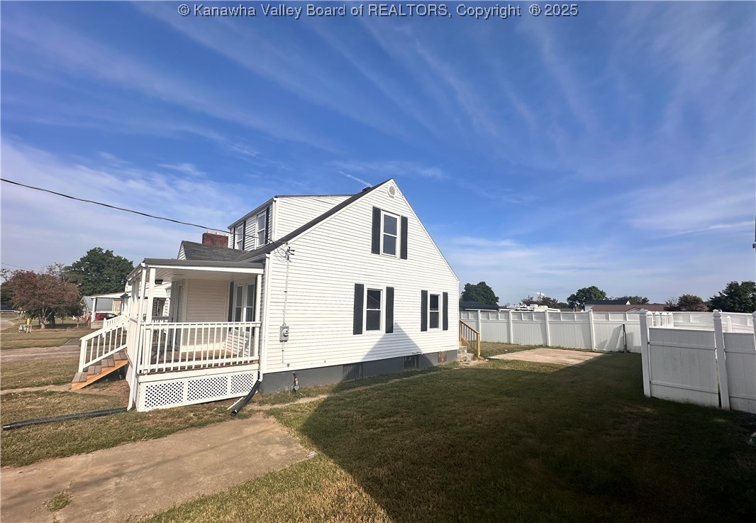 109 English Road Point Pleasant, WV 25550 - Photo 2 of 29 Gallery Image 2