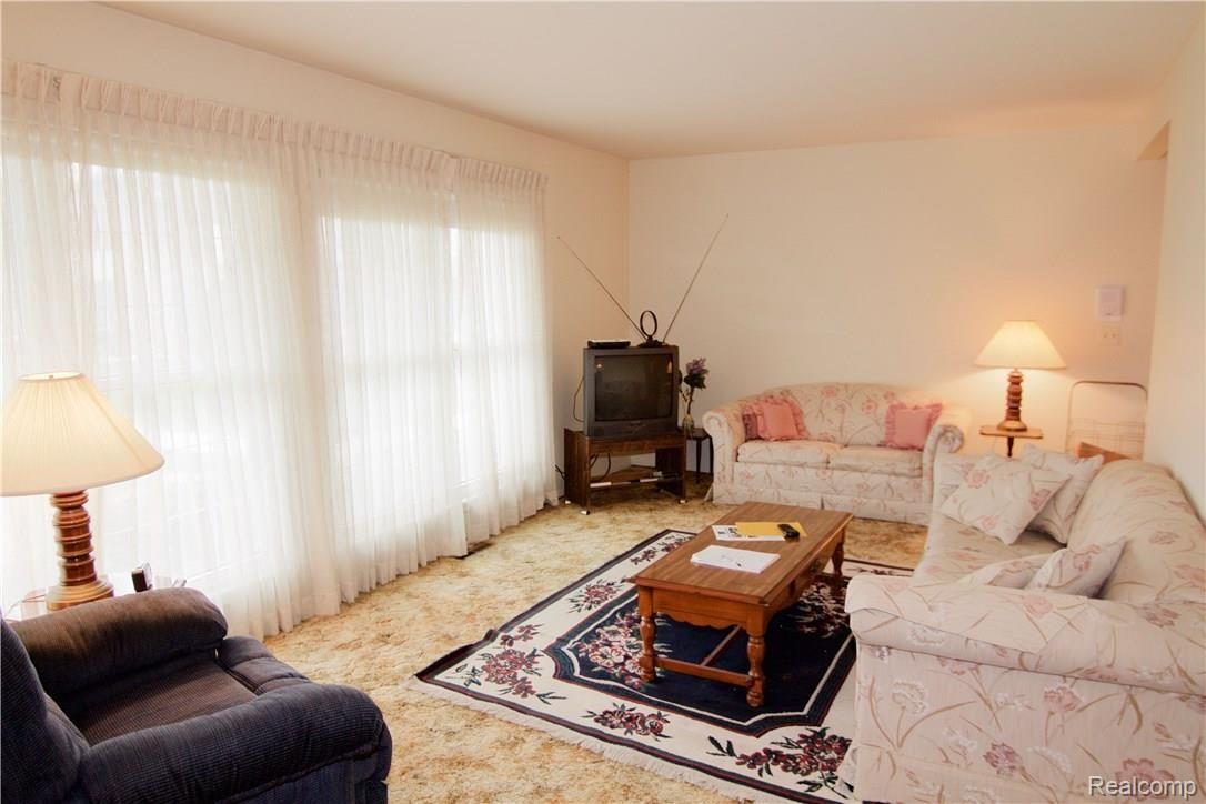 1199 South Sheldon Road, Unit 601 Plymouth, MI 48170 - Photo 6 of 10 Sheldon 6 (2).jpg