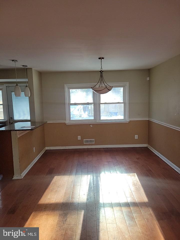 837 Reverdy Road Baltimore, MD 21212 - Photo 3 of 12 Gallery Image 3