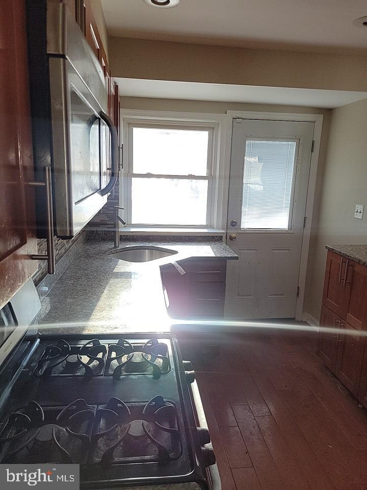 837 Reverdy Road Baltimore, MD 21212 - Photo 6 of 12 Gallery Image 6