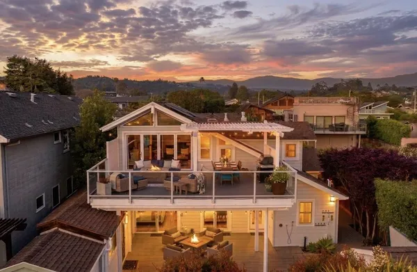 $2,650,000 | 129 Santa Cruz Avenue, Aptos, CA 95003