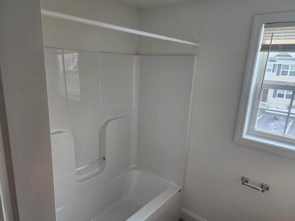 246 High St Extension, Unit 3 Lancaster, MA 01523 - Photo 16 of 17