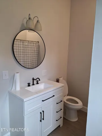 $249,900 | 216 North Chamberlain Avenue, Rockwood, TN 37854