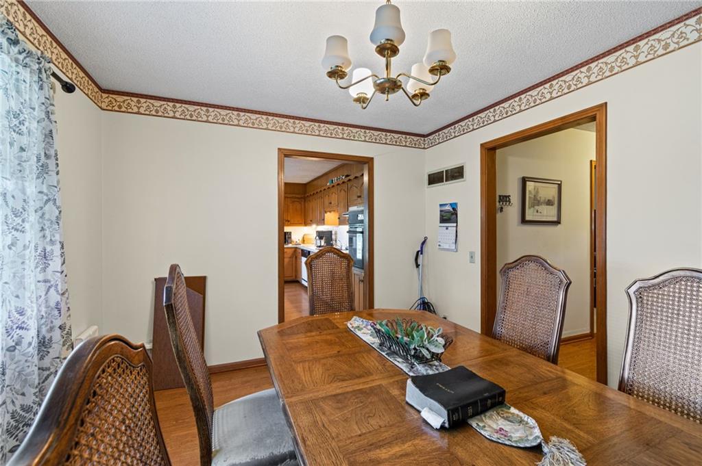211 Rothrock Avenue Richmond, MO 64085 - Photo 6 of 32