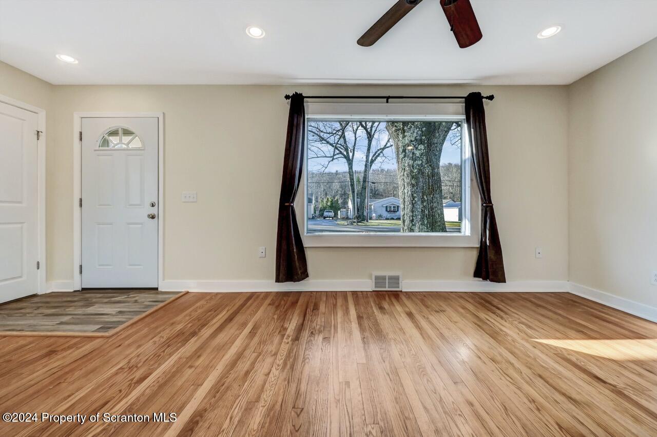 312 Wimmers Road Lake Ariel, PA 18436 - Photo 12 of 55 312 Wimmers Rd 10 Large