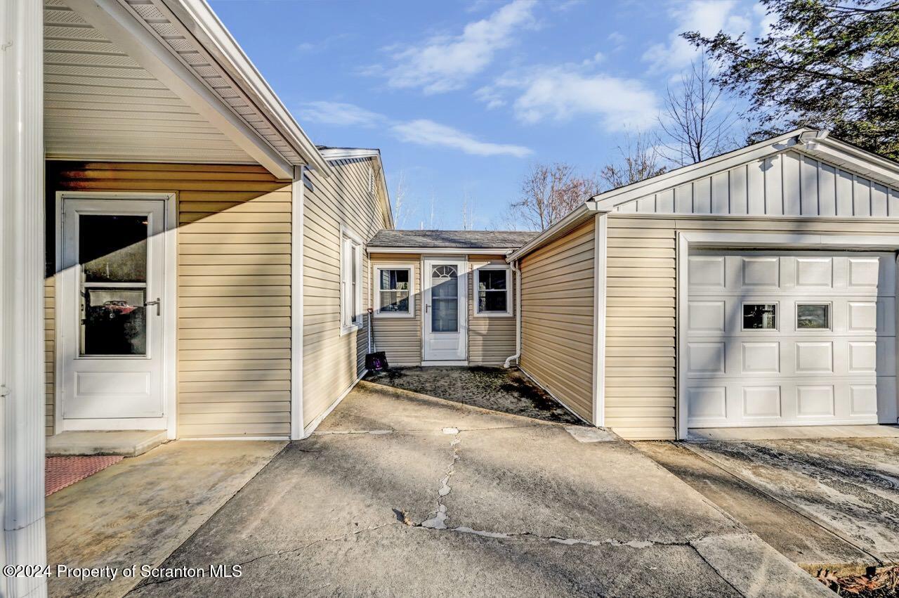 312 Wimmers Road Lake Ariel, PA 18436 - Photo 8 of 55 312 Wimmers Rd 06 Large