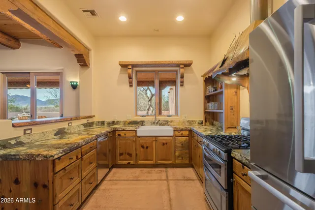 $610,000 | 315 West Sunset Road, Huachuca City, AZ 85616