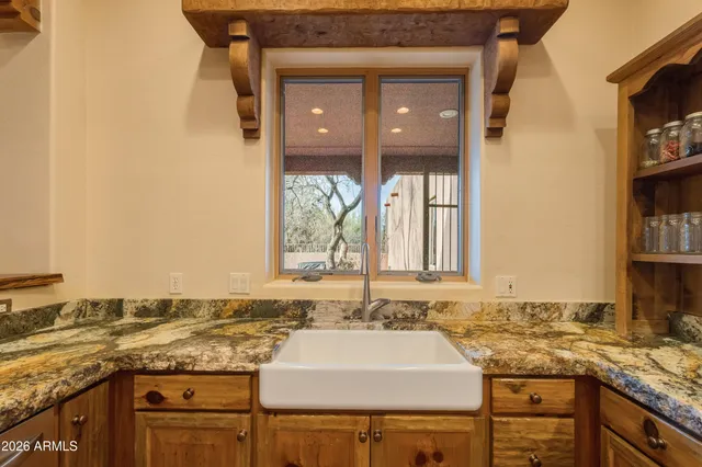 $610,000 | 315 West Sunset Road, Huachuca City, AZ 85616