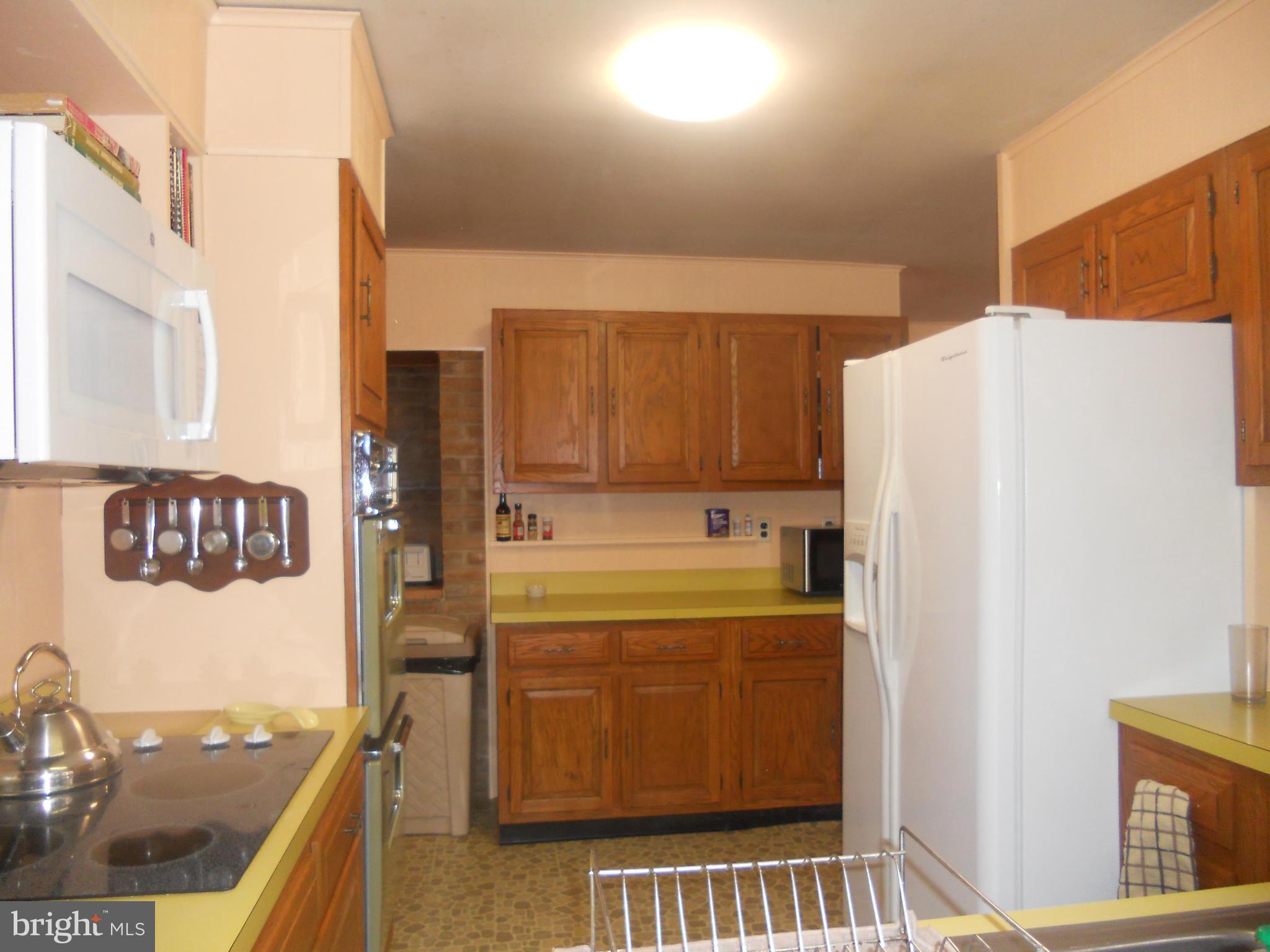 980 Mission Road Harpers Ferry, WV 25425 - Photo 11 of 30 Kitchen