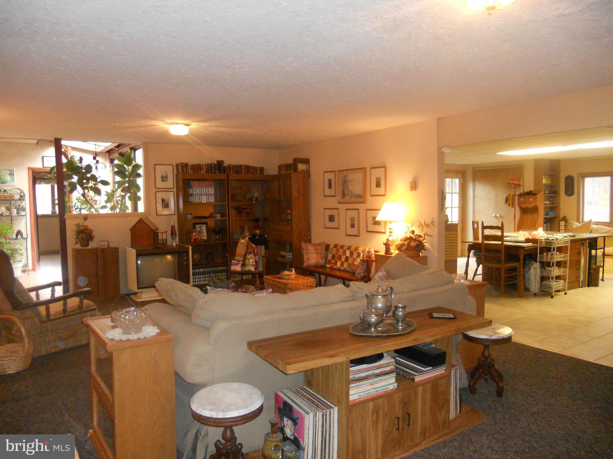 980 Mission Road Harpers Ferry, WV 25425 - Photo 14 of 30 Interior (General)