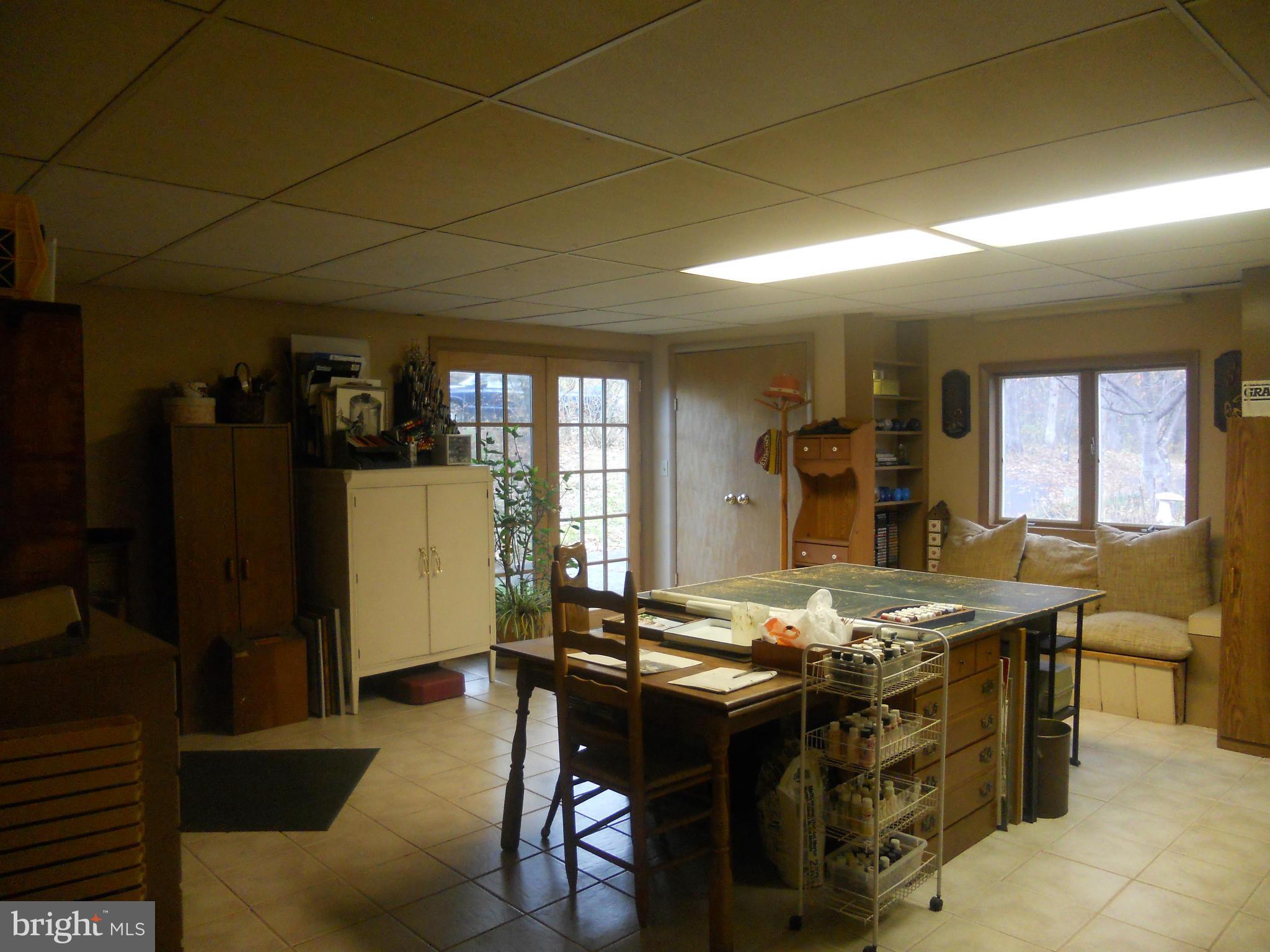 980 Mission Road Harpers Ferry, WV 25425 - Photo 15 of 30 Interior (General)