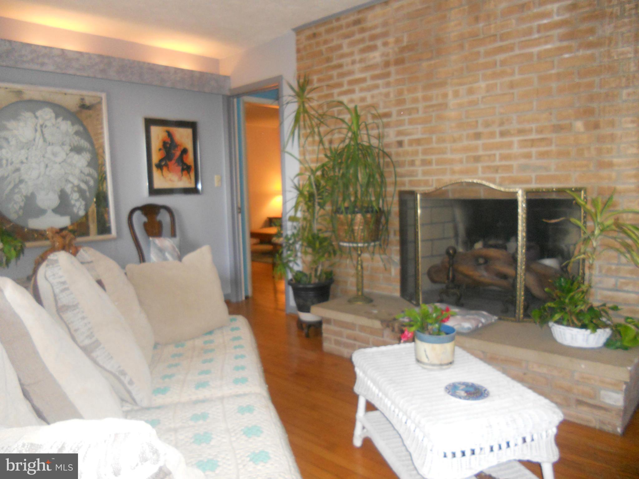 980 Mission Road Harpers Ferry, WV 25425 - Photo 4 of 30 Interior (General)