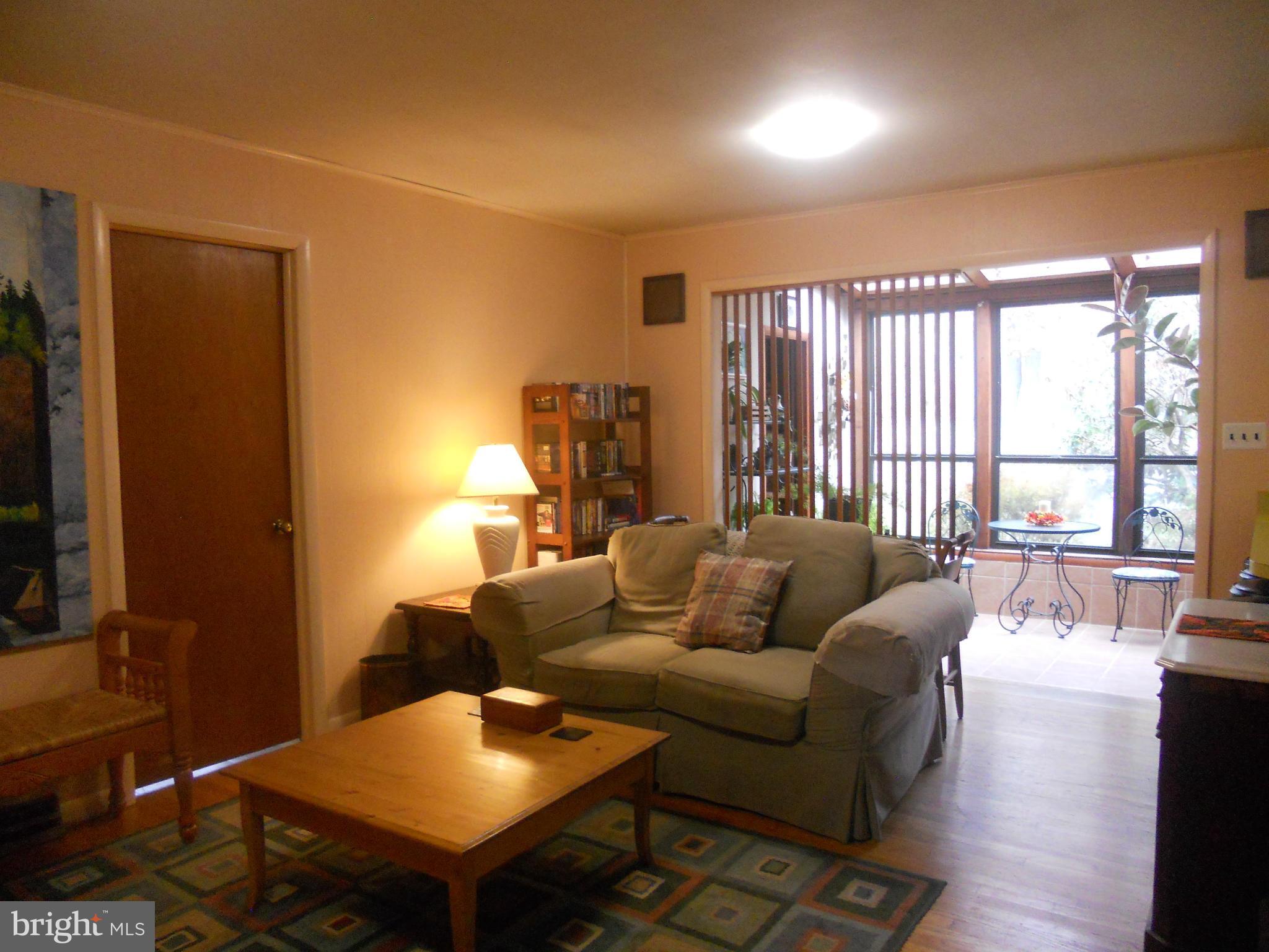 980 Mission Road Harpers Ferry, WV 25425 - Photo 6 of 30 Interior (General)