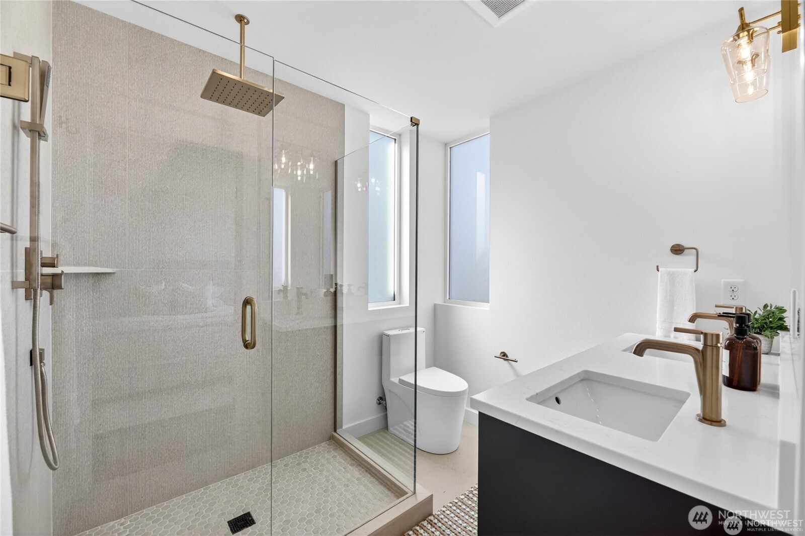 6318 41st Avenue Southwest, Unit AF Seattle, WA 98136 - Photo 16 of 18