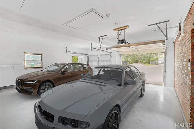 $219,900 | 315 Hillcrest Drive, Bourbon, MO 65441