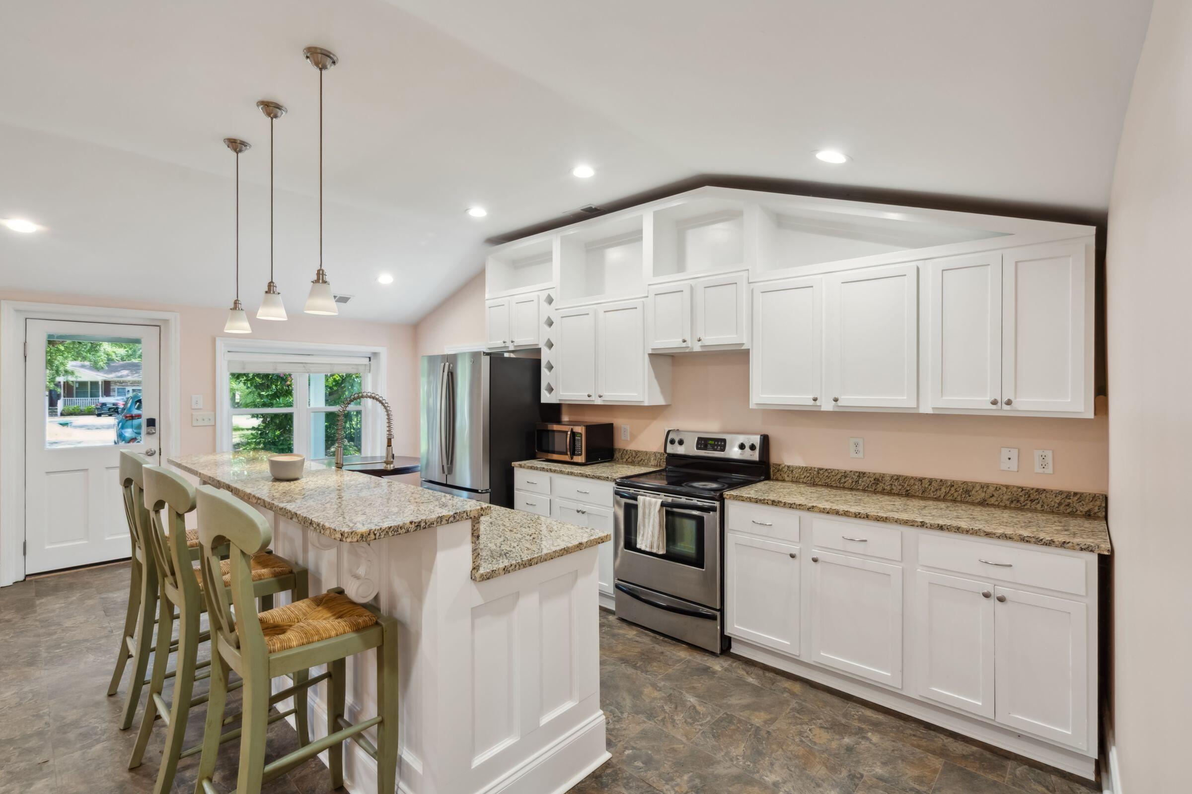 1540 Fort Johnson Road Charleston, SC 29412 - Photo 17 of 45 1540FtJohnsonRd-KeenEyeMarketing-016