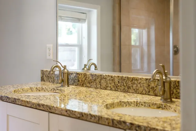 $474,900 | 1540 Fort Johnson Road, Charleston, SC 29412