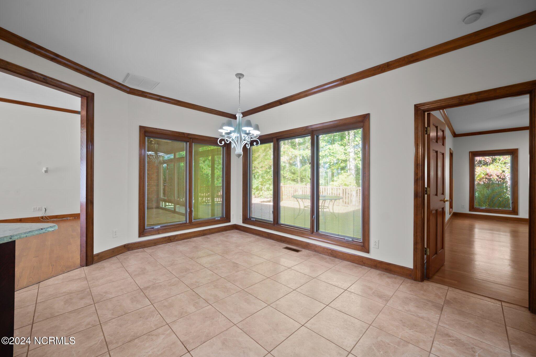 100 Rappahannock Drive Chocowinity, NC 27817 - Photo 25 of 53 025 Breakfast Room