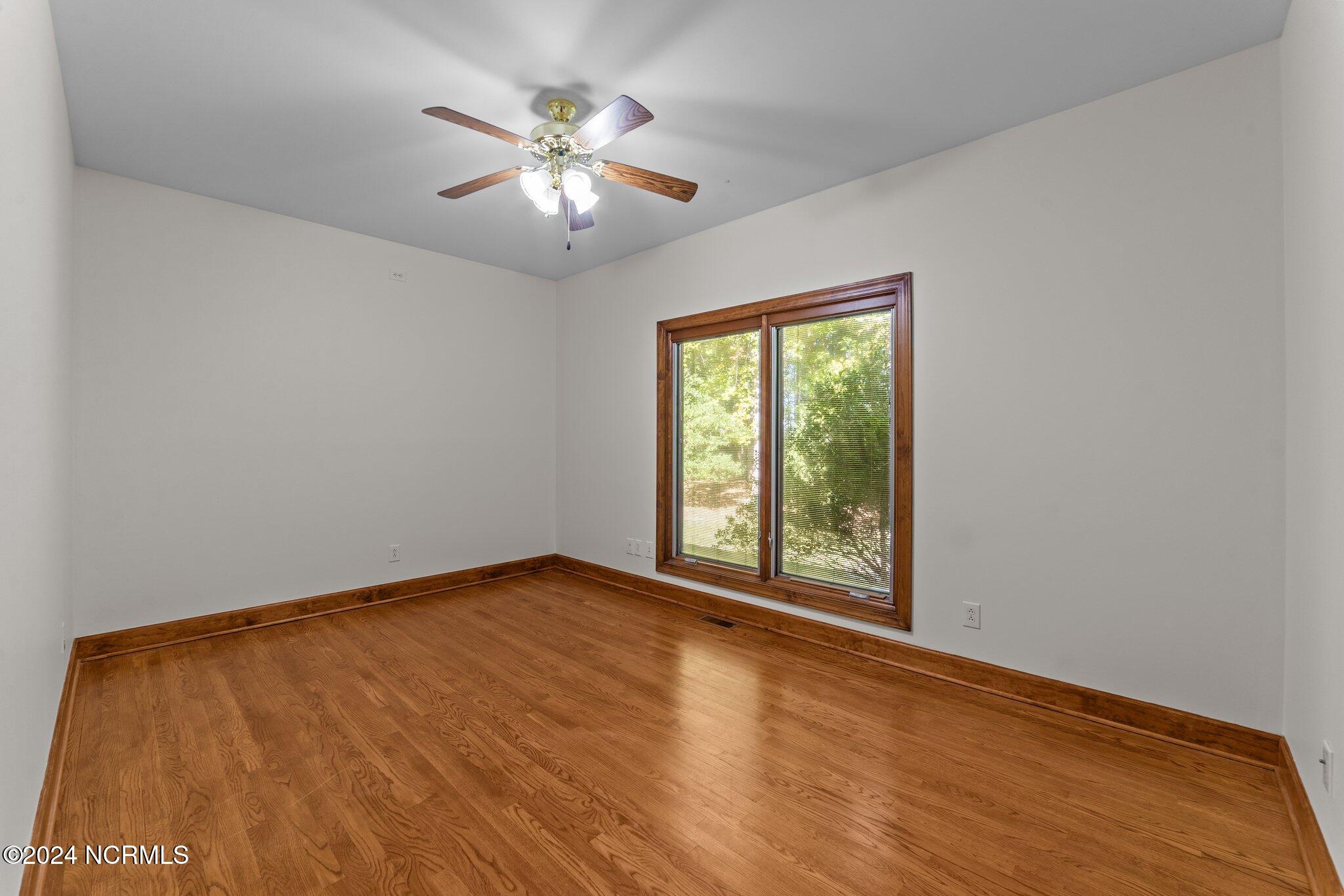 100 Rappahannock Drive Chocowinity, NC 27817 - Photo 35 of 53 035 Bedroom 4