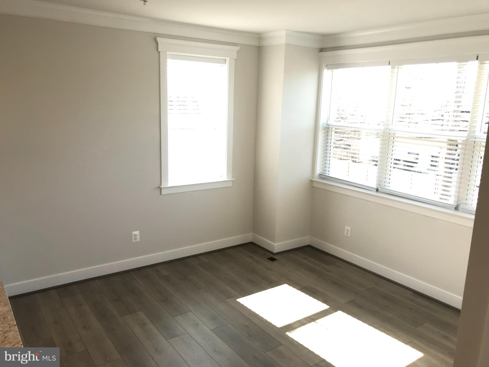14227 Travilah Road Rockville, MD 20850 - Photo 7 of 20 Dining room