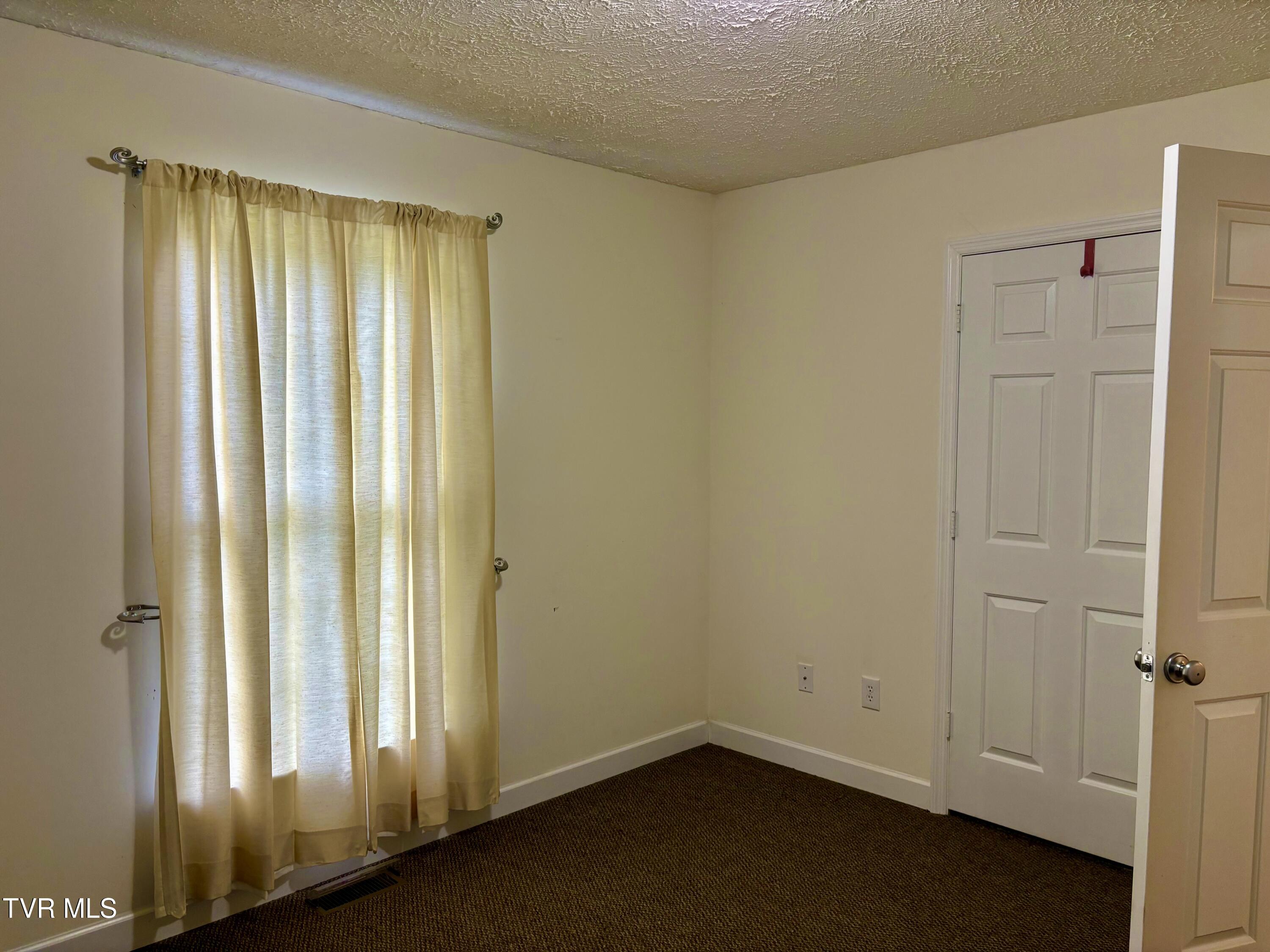 2251 Mountain Laurel Road Northeast Norton, VA 24273 - Photo 74 of 97 IMG_0649