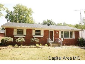 824 Independence Ridge Springfield, IL 62702 - Photo 2 of 24
