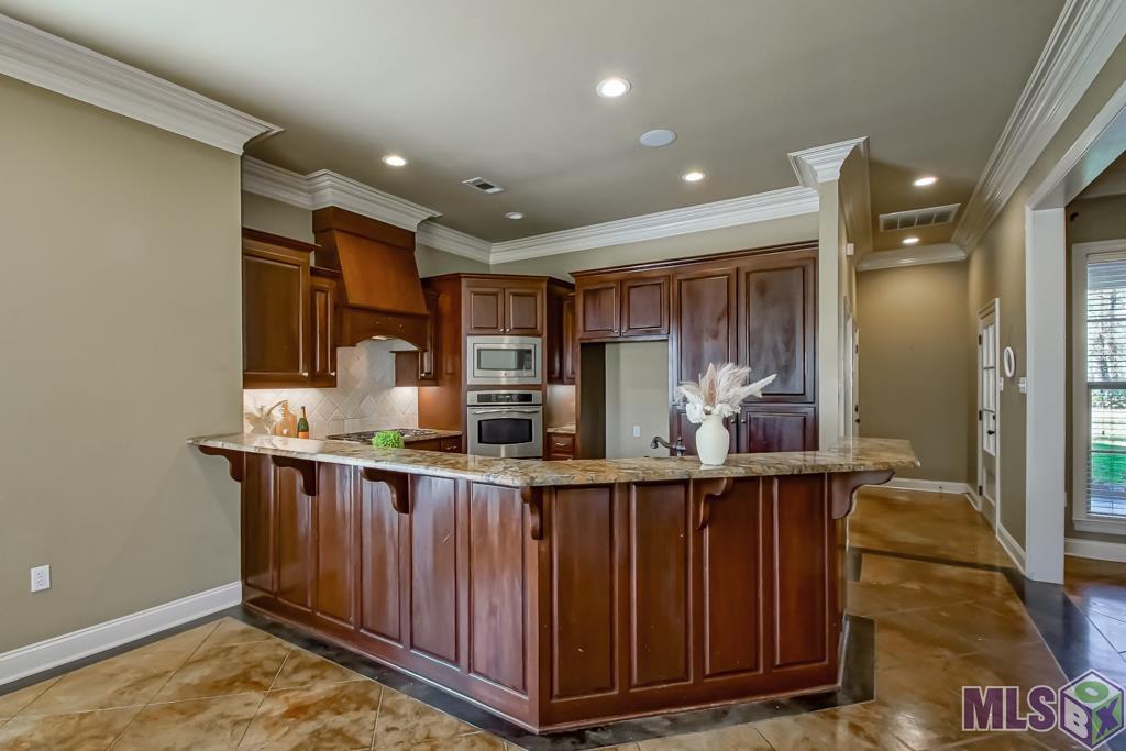 23291 Greenwell Springs Road Greenwell Springs, LA 70739 - Photo 14 of 27